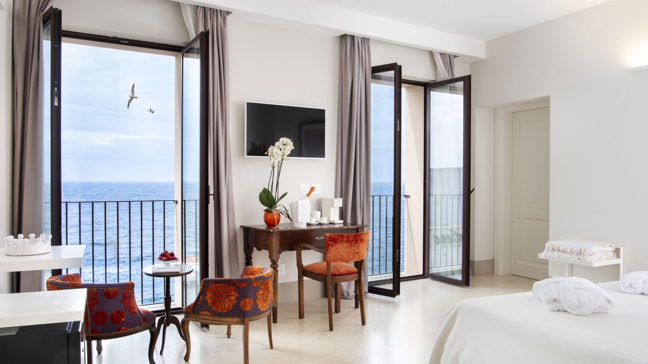 Photo of Bedroom in Gallipoli Historic Center