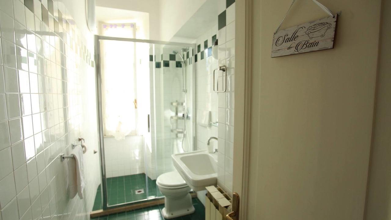 Photo of Bathroom in Quartiere XXXIV Lido di Ostia Levante