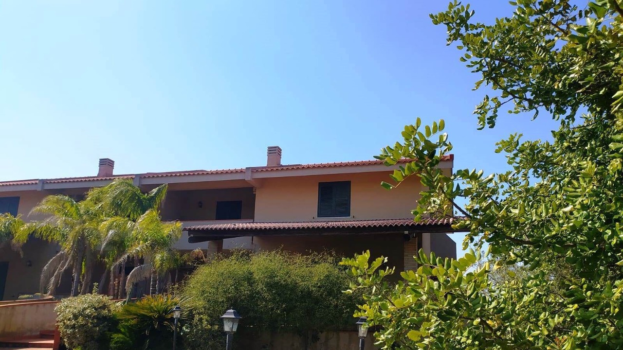 Photo of Outdoor in Avola