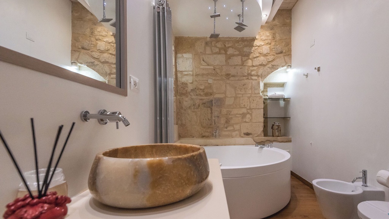 Photo of Bathroom in Lecce Historic Center