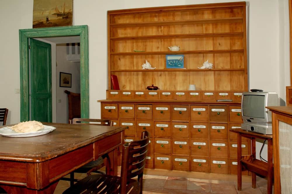 Photo of Livingroom in Ponza