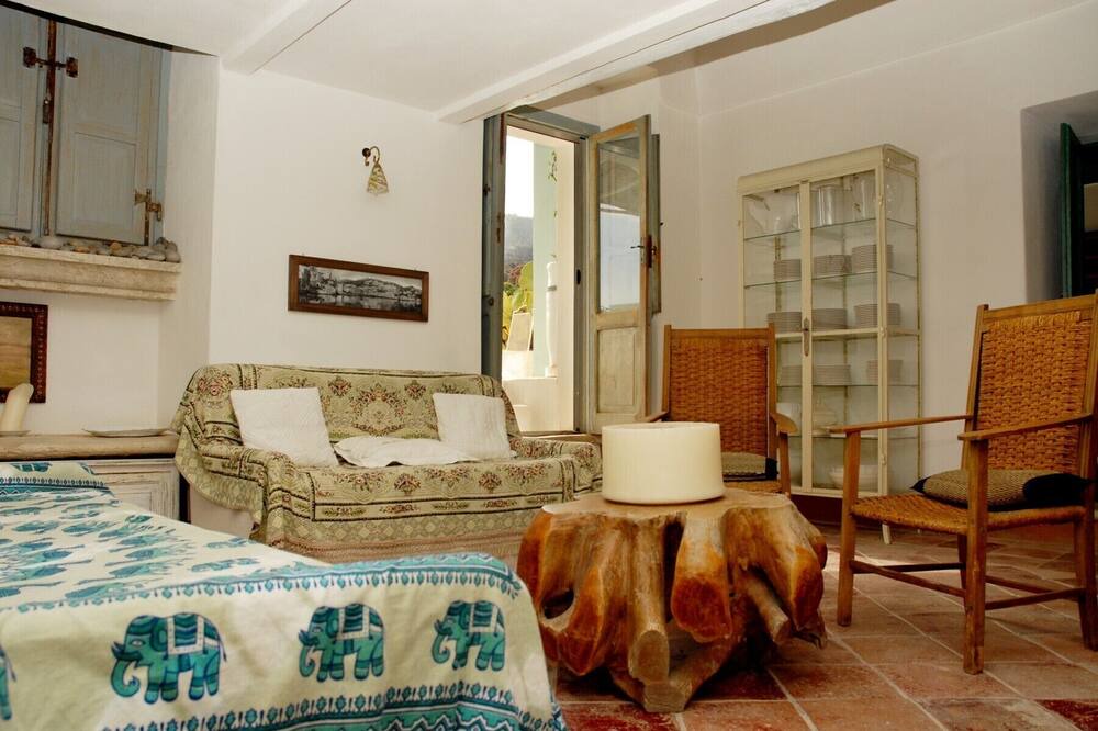 Photo of Livingroom in Ponza