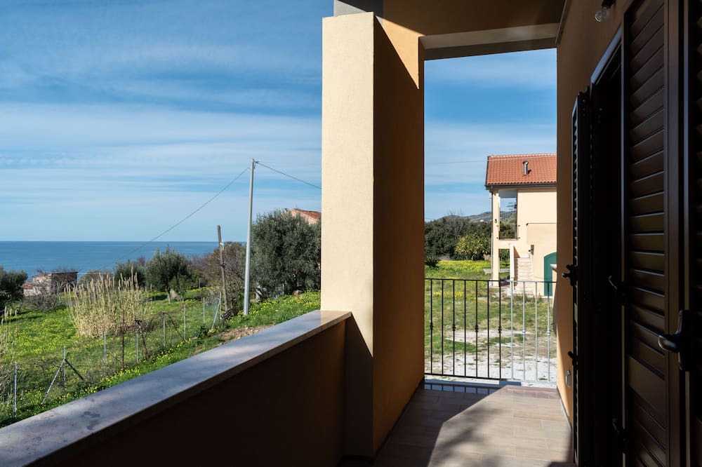 Photo of Patio Balcony in Marina Lido