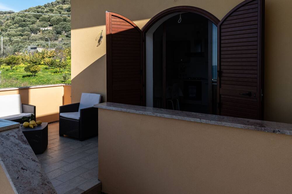 Photo of Patio Balcony in Marina Lido