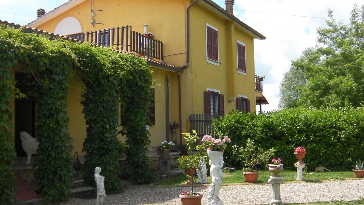 Photo of Outdoor in Sutri