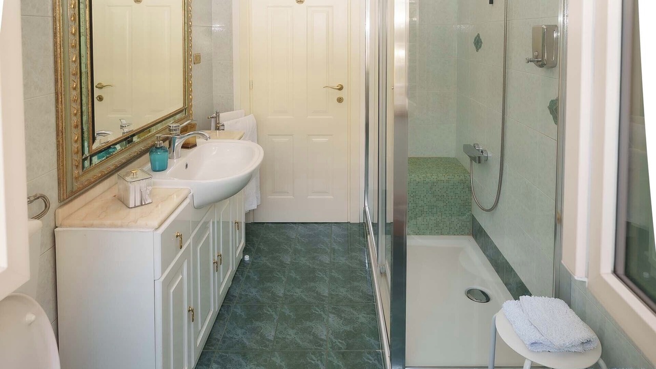 Photo of Bathroom in Trionfale