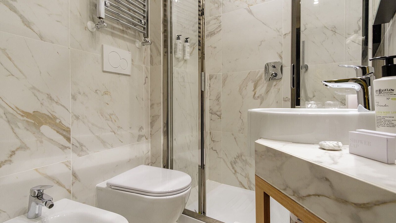 Photo of Bathroom in Navona