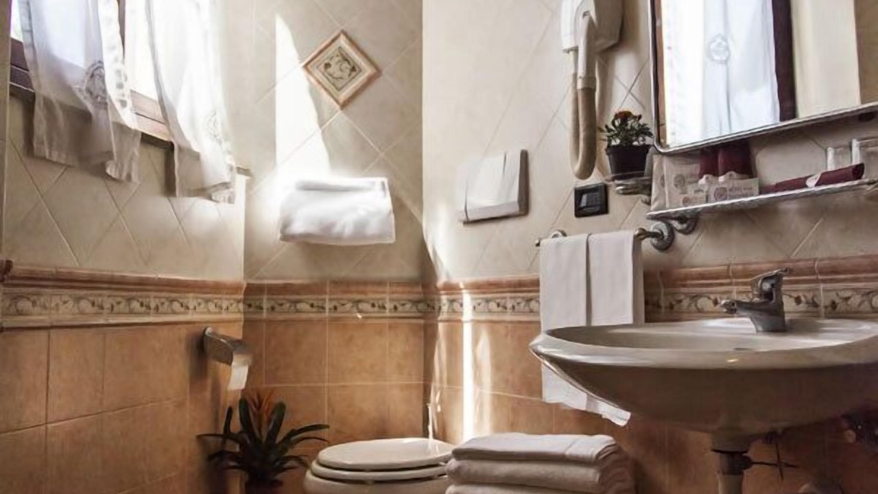 Photo of Bathroom in Orvieto