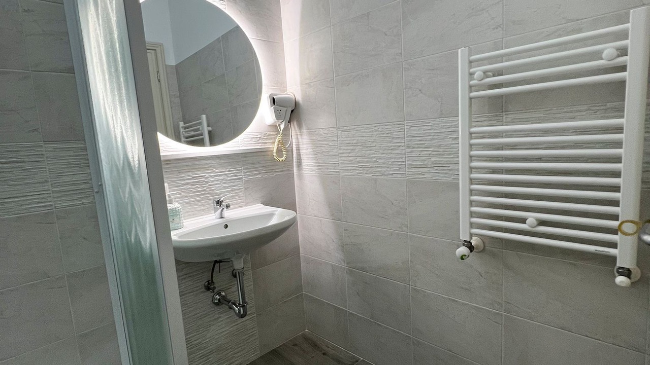 Photo of Bathroom in Quartiere XXXIII Lido di Ostia Ponente