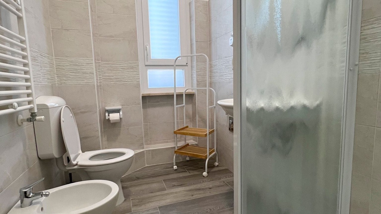 Photo of Bathroom in Quartiere XXXIII Lido di Ostia Ponente
