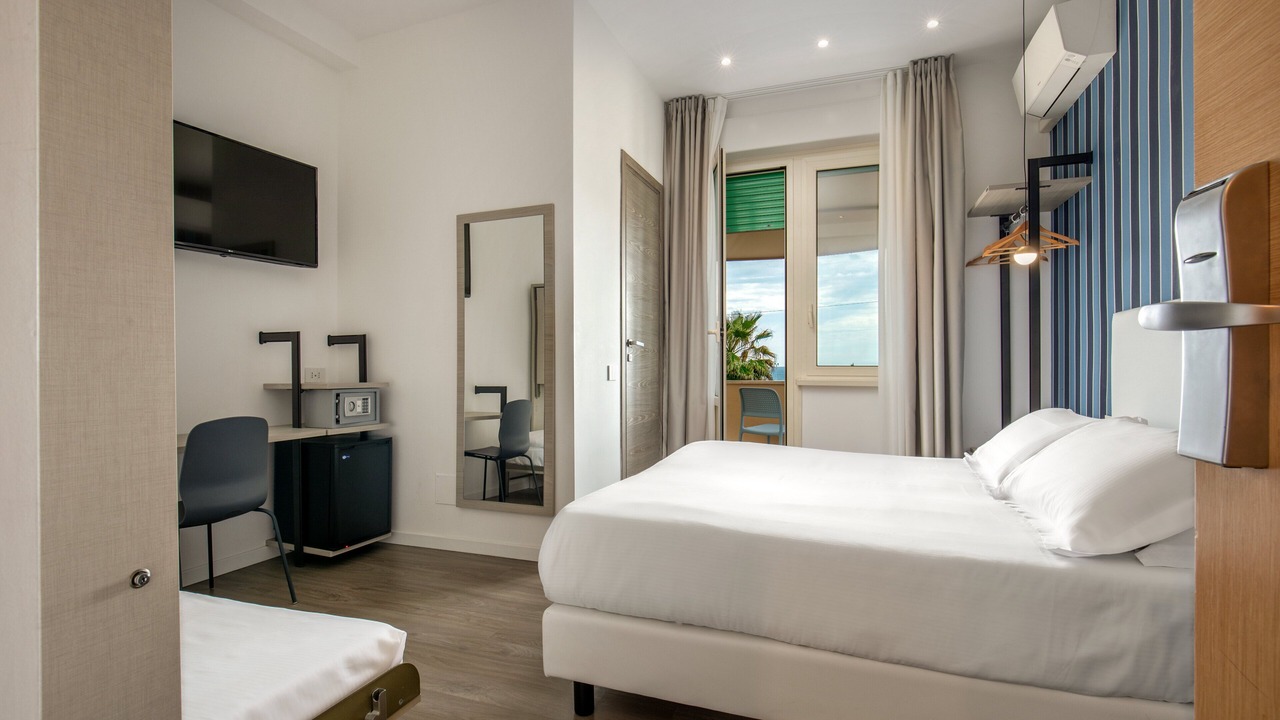 Photo of Bedroom in Quartiere XXXIII Lido di Ostia Ponente