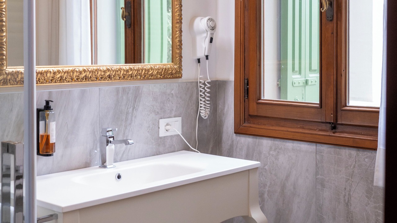 Photo of Bathroom in Mirano