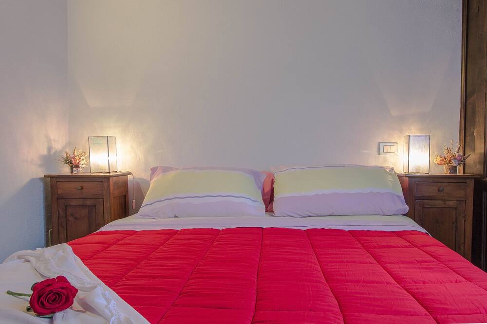 Photo of Bedroom in Petricci