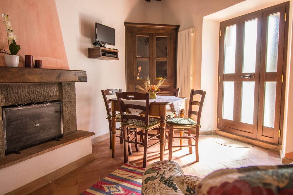 Photo of Livingroom in Petricci