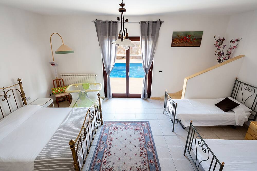 Photo of Bedroom in Trani