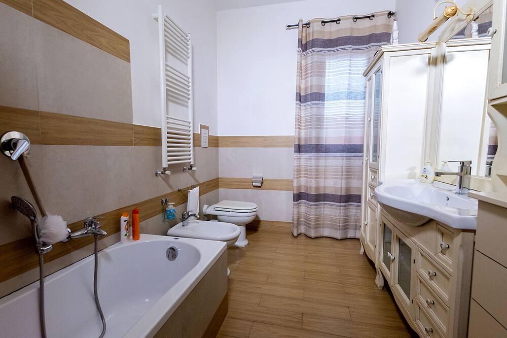 Photo of Bathroom in Trani