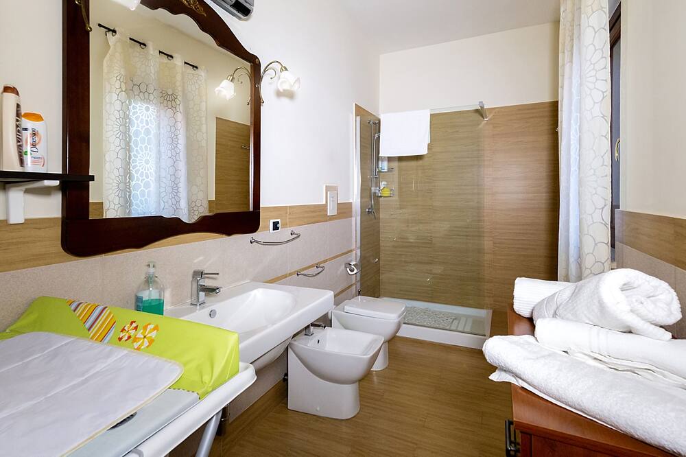 Photo of Bathroom in Trani