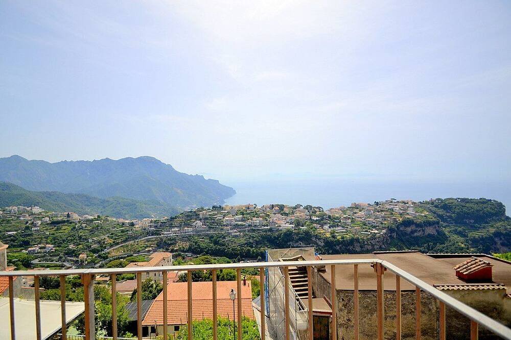 Photo of Patio Balcony in Scala