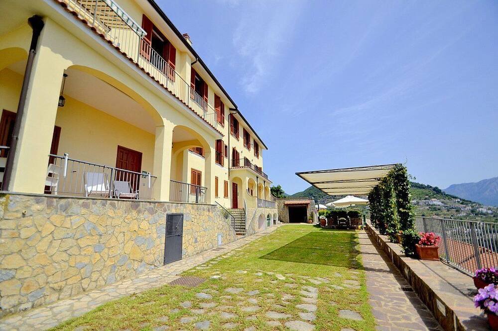 Photo of Outdoor in Scala