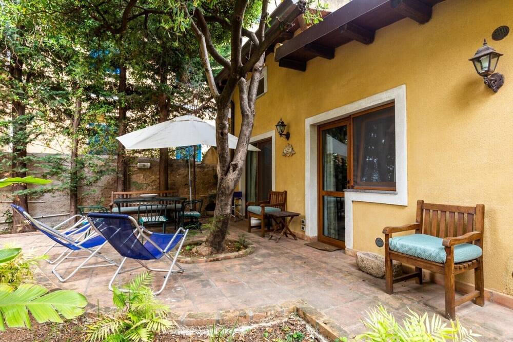Photo of Patio Balcony in Mondello