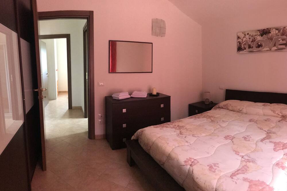 Photo of Bedroom in Rosceto