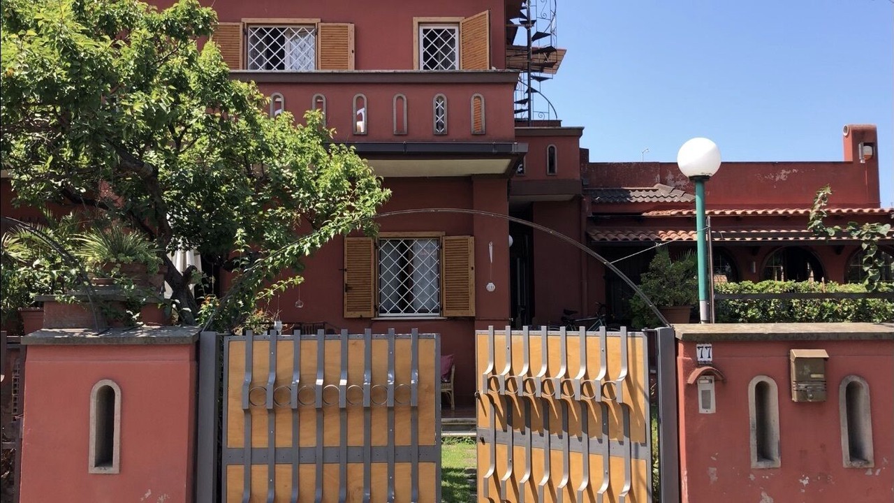 Photo of Buildings in Ardea