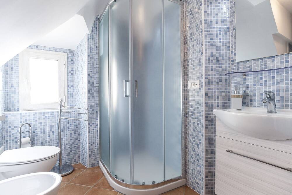 Photo of Bathroom in Sperlonga
