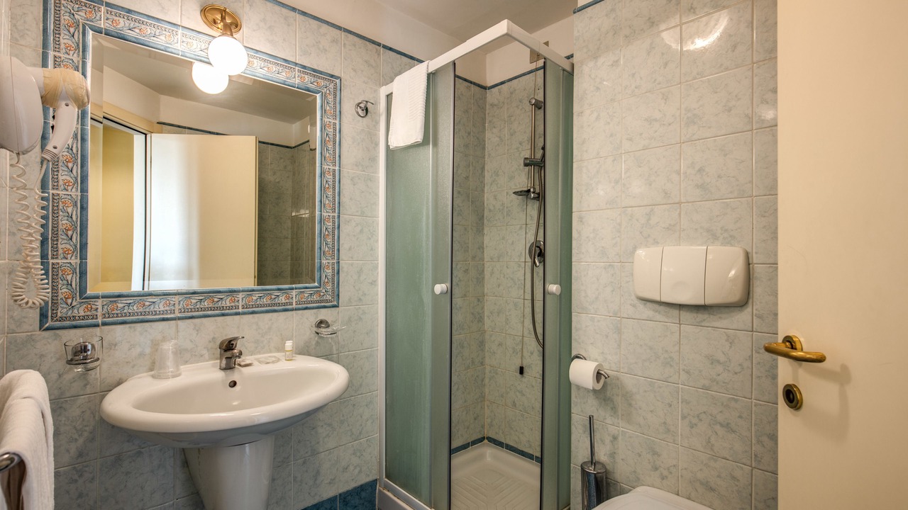 Photo of Bathroom in Nomentano