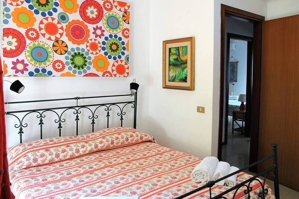 Photo of Bedroom in Sperlonga