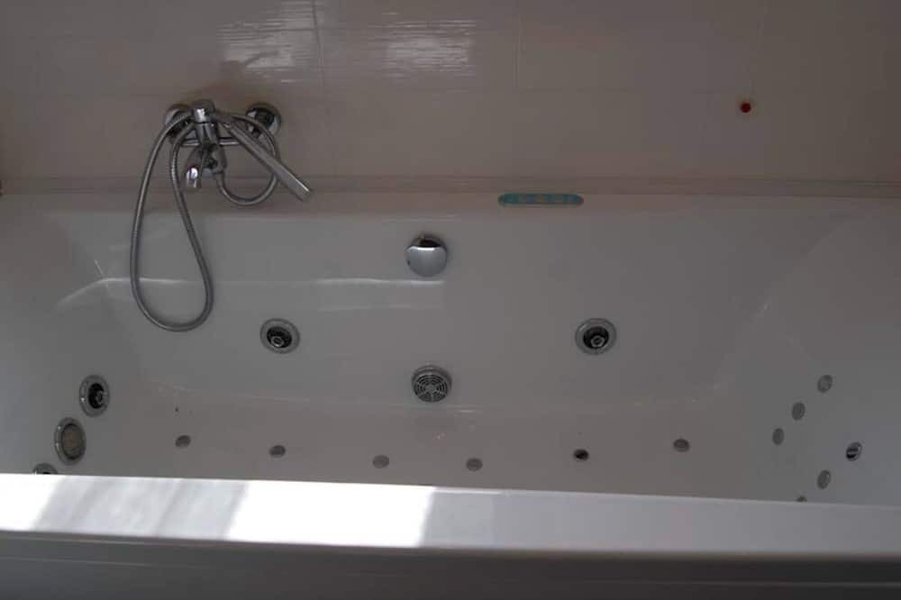 Photo of Bathroom in Grotte di Castro