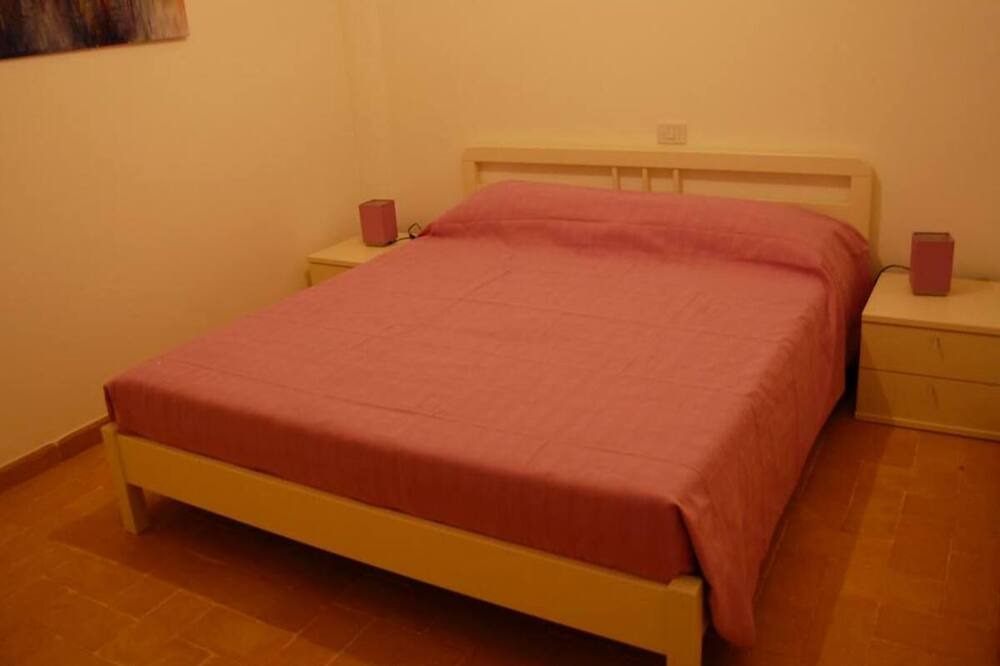 Photo of Bedroom in Grotte di Castro