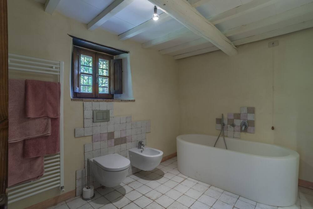 Photo of Bathroom in Lisciano Niccone
