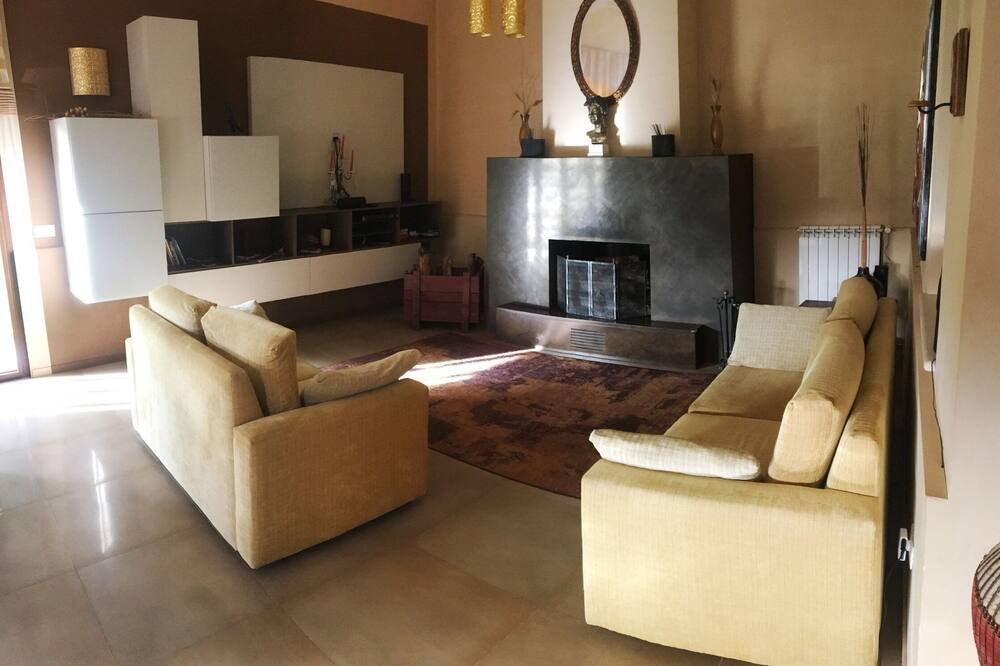 Photo of Livingroom in Carrozziere