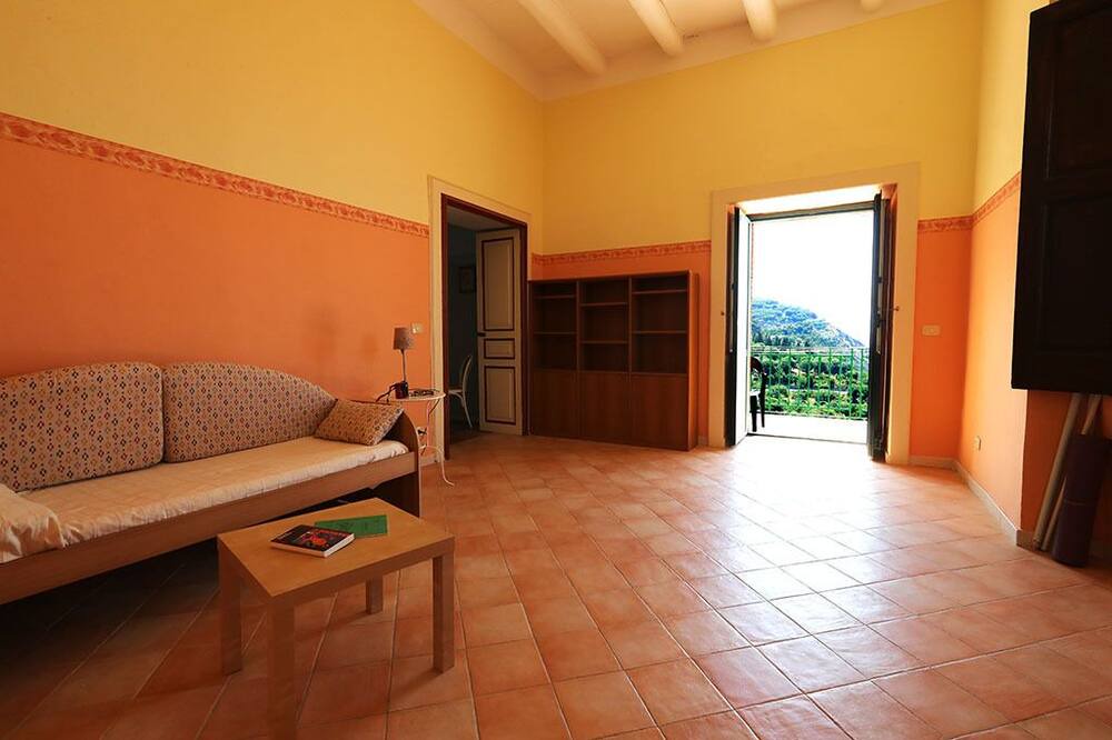 Photo of Livingroom in Marina Lido