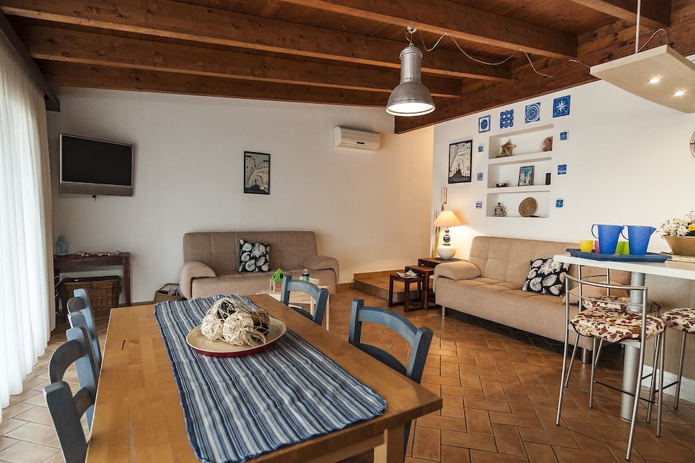Photo of Livingroom in Sperlonga