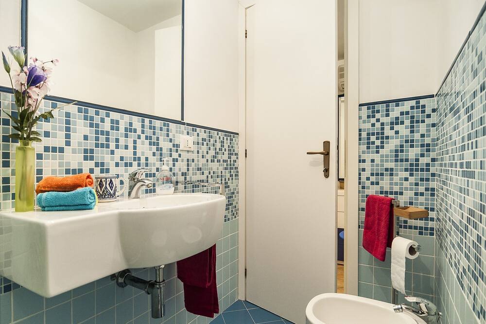 Photo of Bathroom in Sperlonga