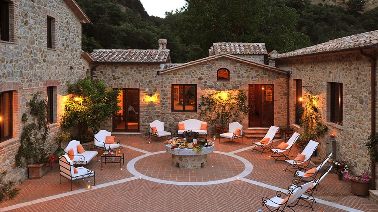 Photo of Outdoor in Ficulle
