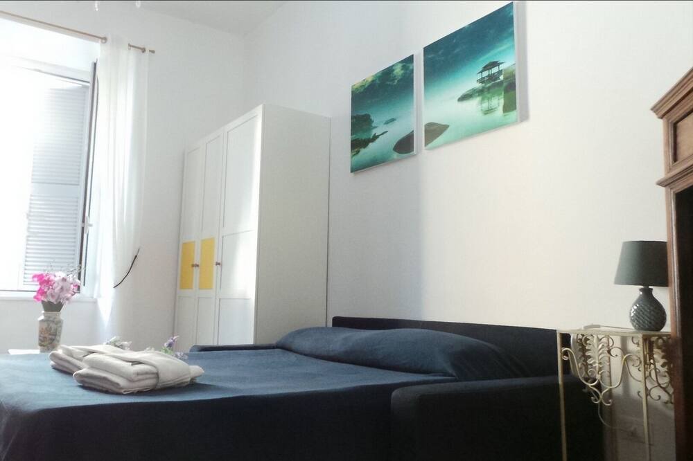 Photo of Bedroom in Testaccio