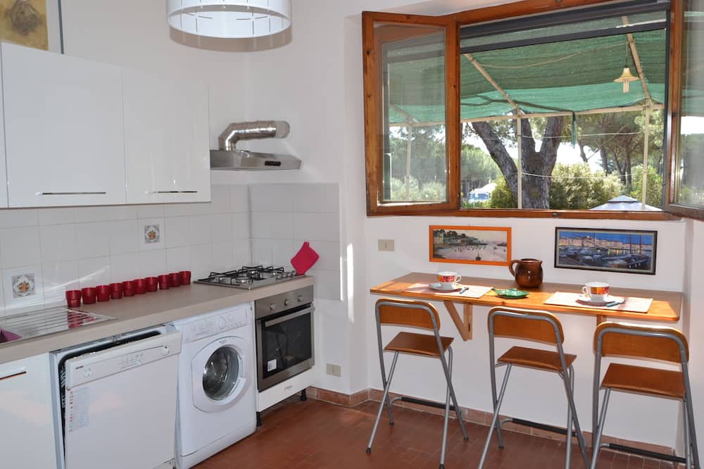 Photo of Kitchen in Saline Sadun