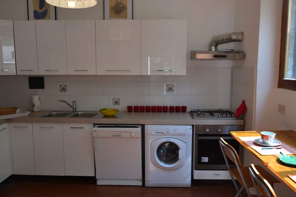 Photo of Kitchen in Saline Sadun