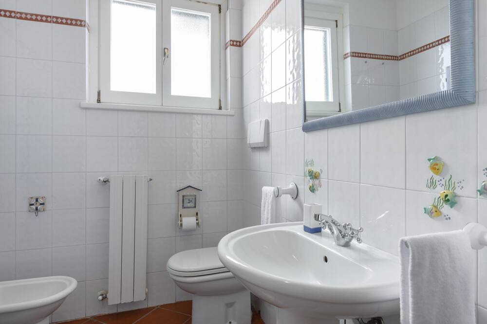 Photo of Bathroom in Porto Santo Stefano