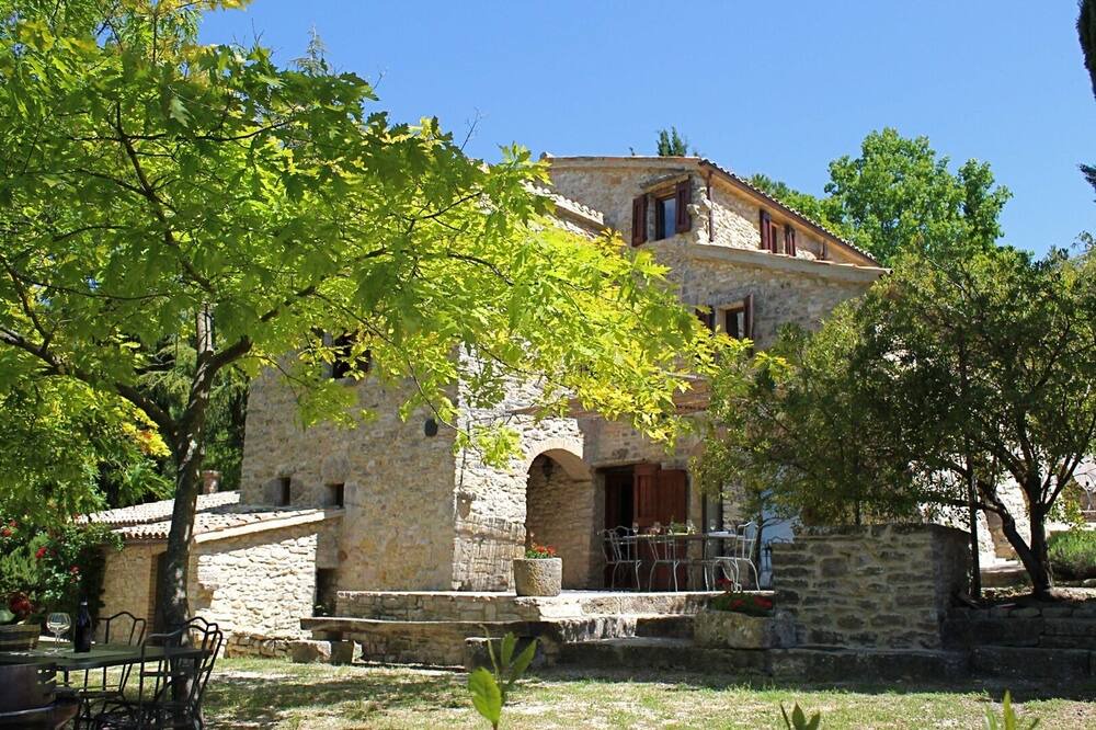 Photo of Outdoor in Baschi