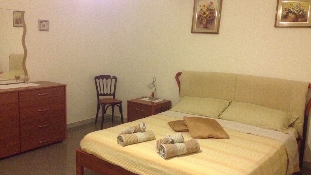 Photo of Bedroom in Latina Lido