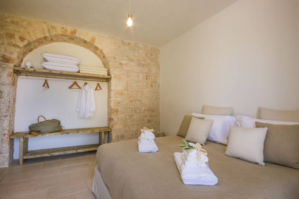 Photo of Bedroom in Impalata