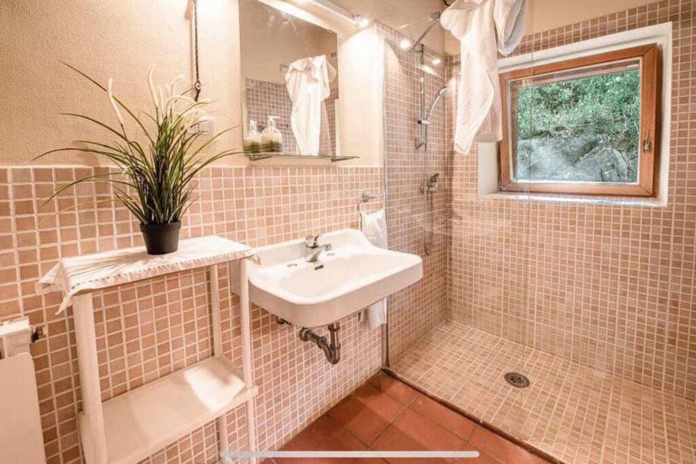 Photo of Bathroom in Panicale