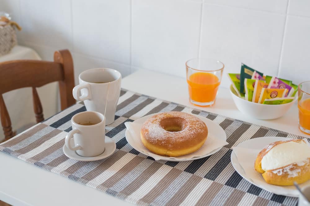 Photo of Kitchen in Zona XIX Casal Morena
