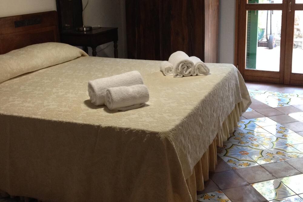 Photo of Bedroom in Porto Santo Stefano