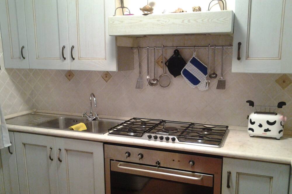 Photo of Kitchen in Colonia Elena