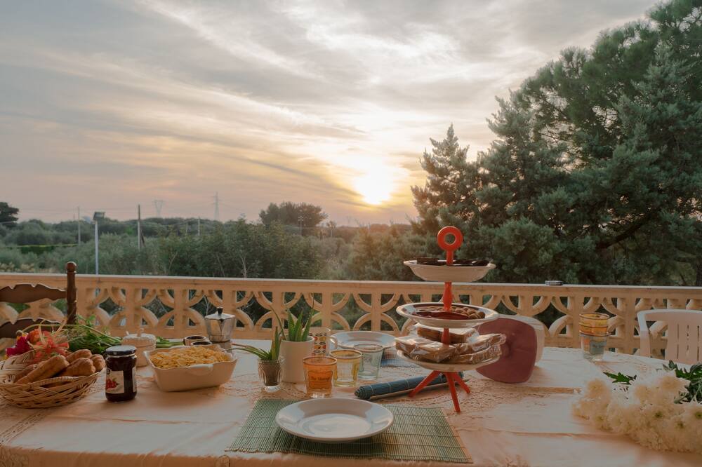 Photo of Patio Balcony in Villa Castelli