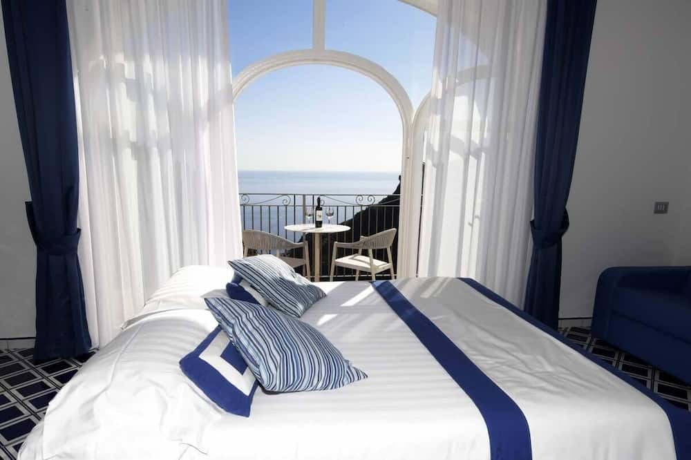 Photo of Bedroom in Pontone